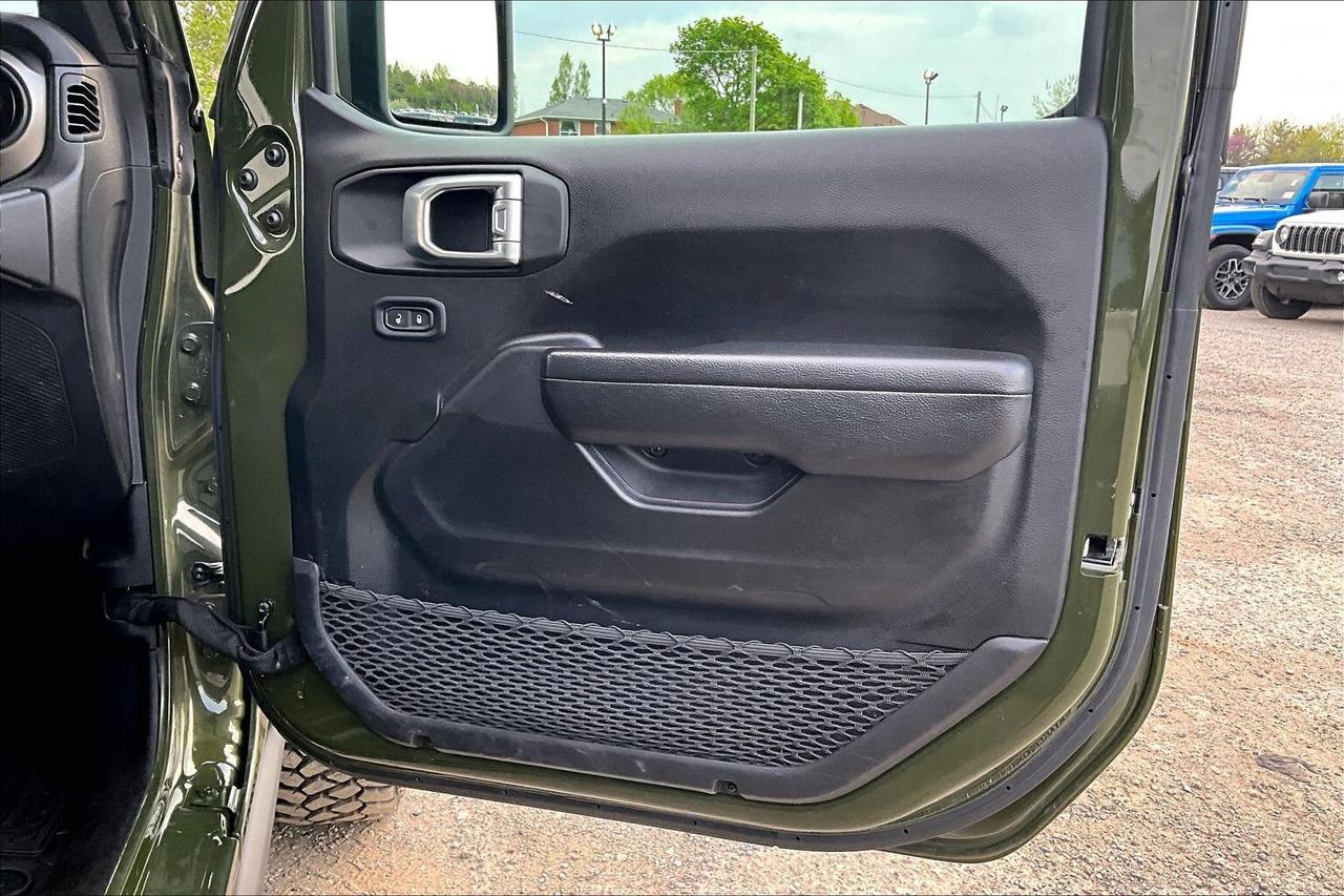 2022 Jeep Wrangler Willys 4Dr 6Spd Manual | Alpine NAV | 4X4 Photo