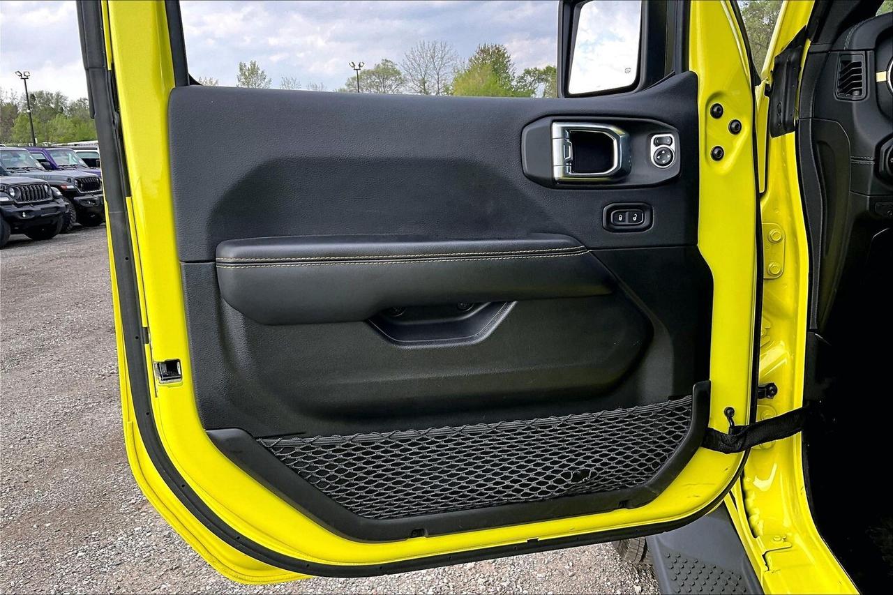 2024 Jeep Wrangler Sahara | Skytop | Leather | Alpine | NAV | 4X4 Photo