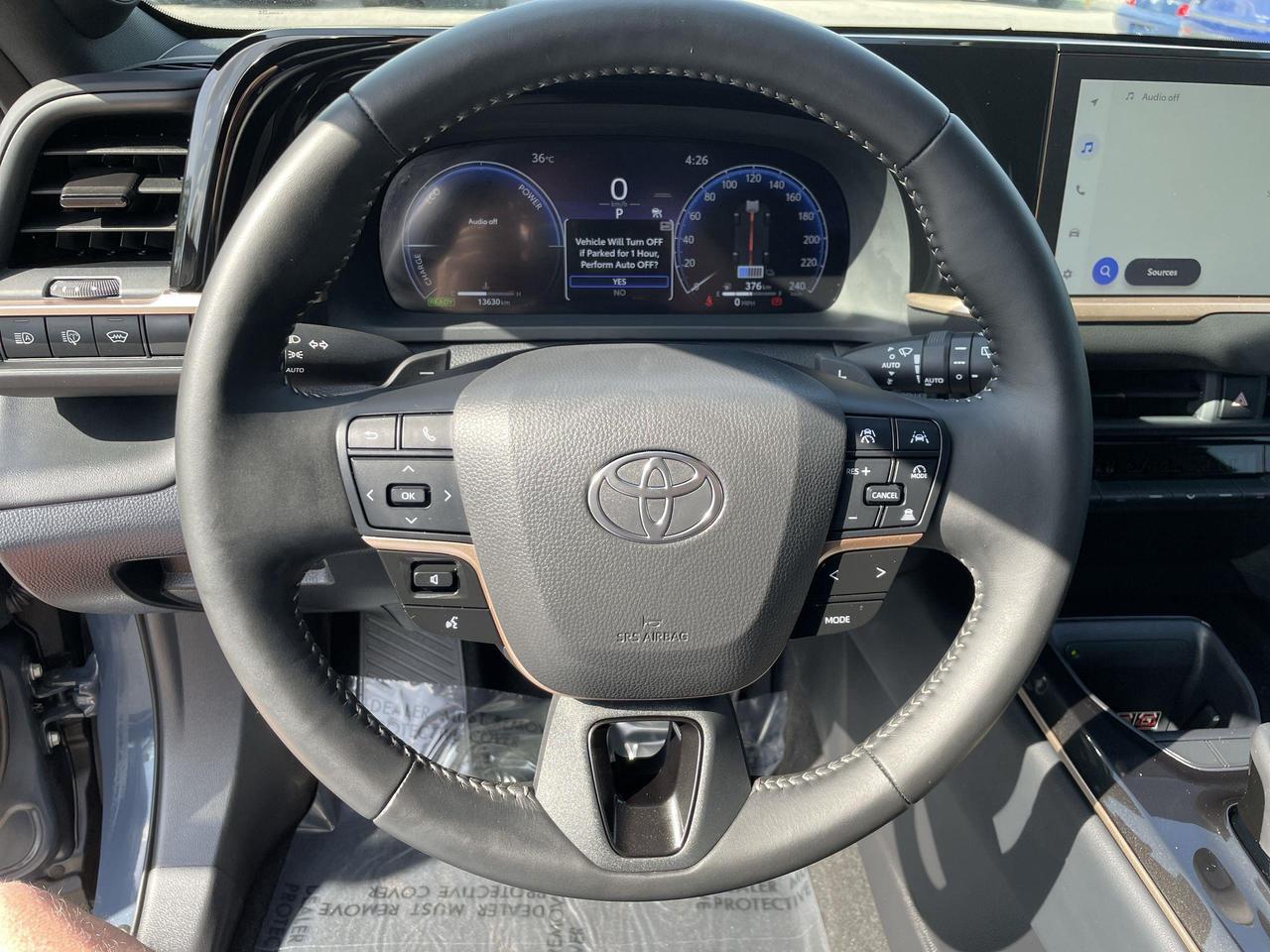 2025 Toyota Crown Signia Limited LIMITED HYBRID, AWD, LEATHER, PANO.ROOF, N Photo