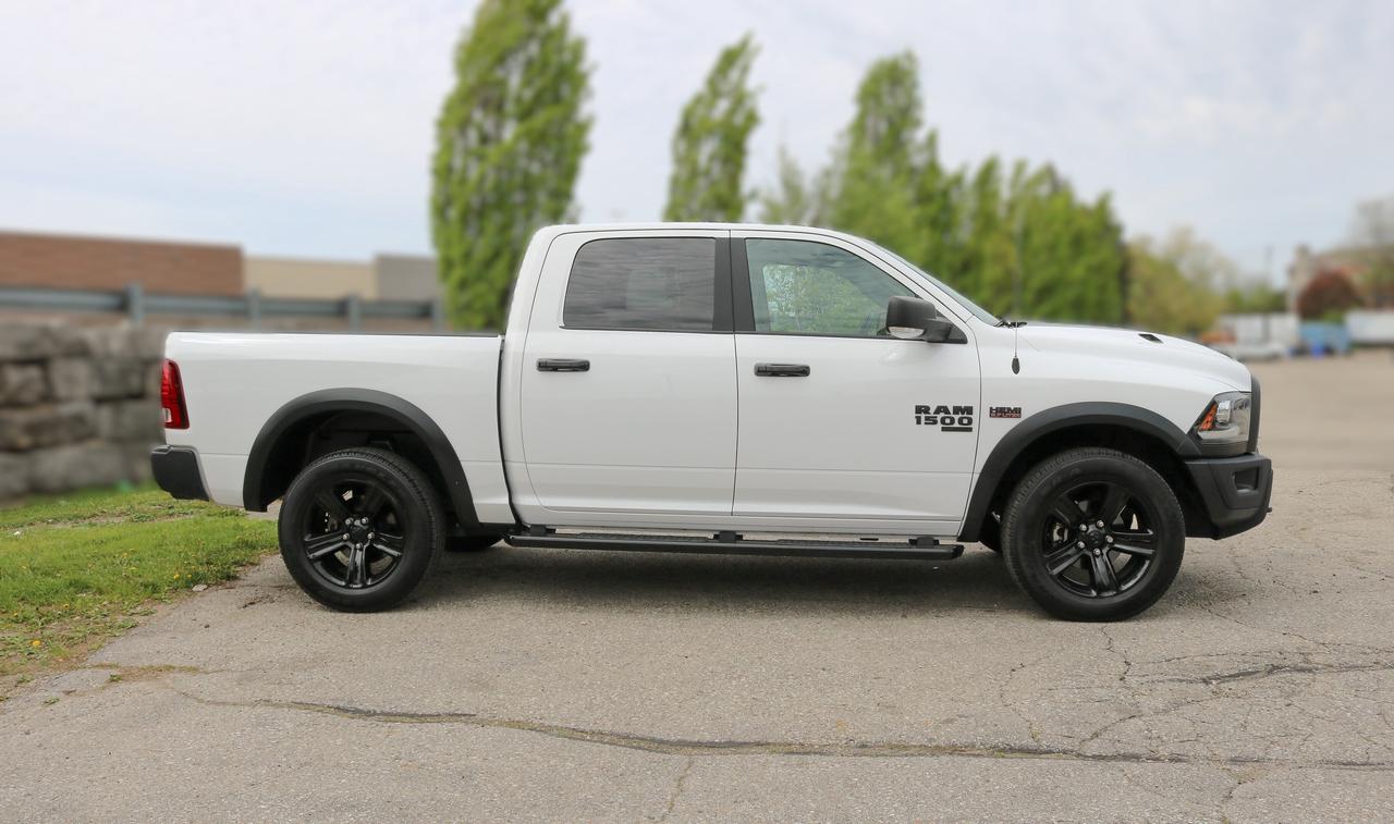 2023 RAM 1500 Classic Warlock 4x4 Crew Cab 5'7  Box | 1 KEY | NAVIGATION Photo3