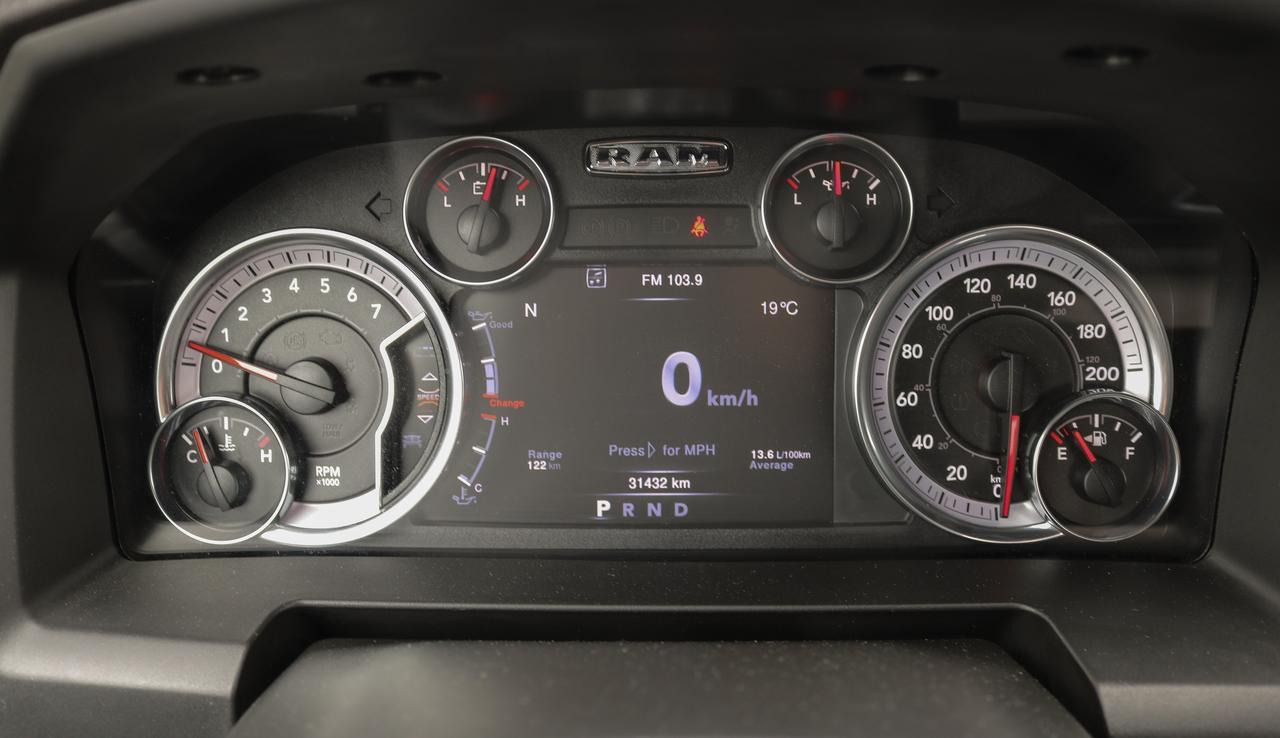 2023 RAM 1500 Classic Warlock 4x4 Crew Cab 5'7  Box | 1 KEY | NAVIGATION Photo