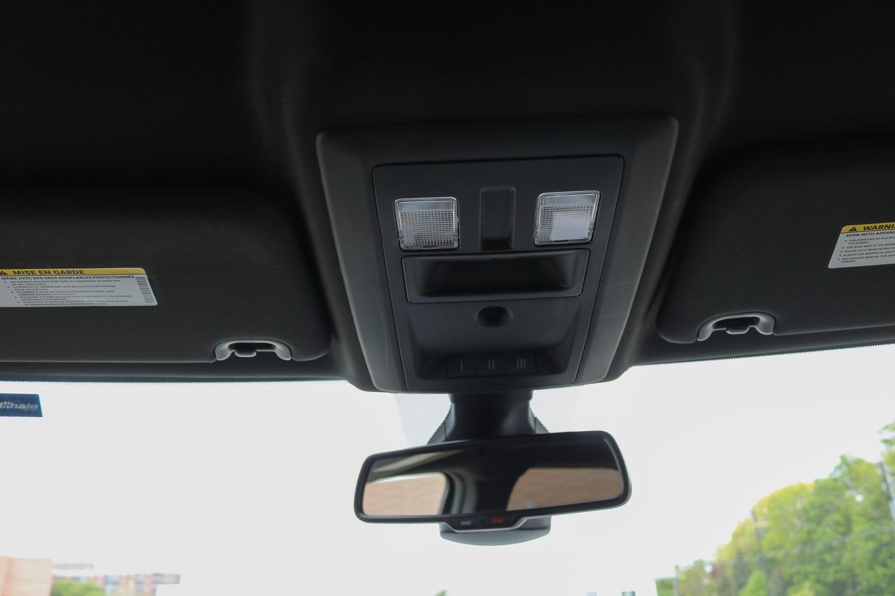 2023 RAM 1500 Classic Warlock 4x4 Crew Cab 5'7  Box | 1 KEY | NAVIGATION Photo