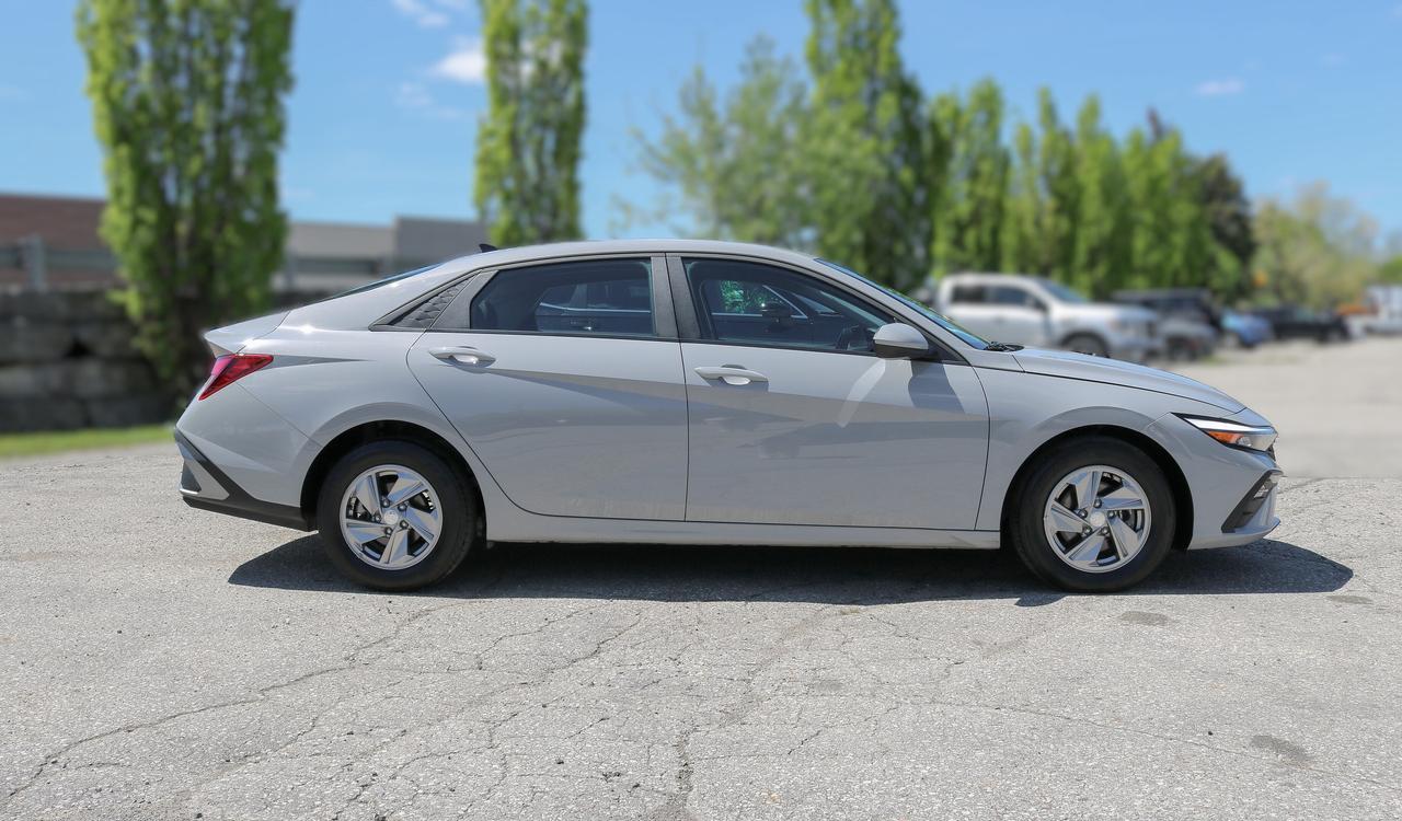 2024 Hyundai Elantra Essential IVT | 1 KEY | BLUETOOTH | HEATED SEATS | Photo