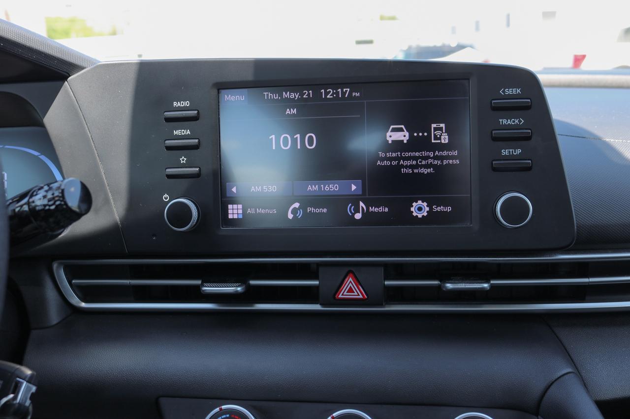 2024 Hyundai Elantra Essential IVT | 1 KEY | BLUETOOTH | HEATED SEATS | Photo