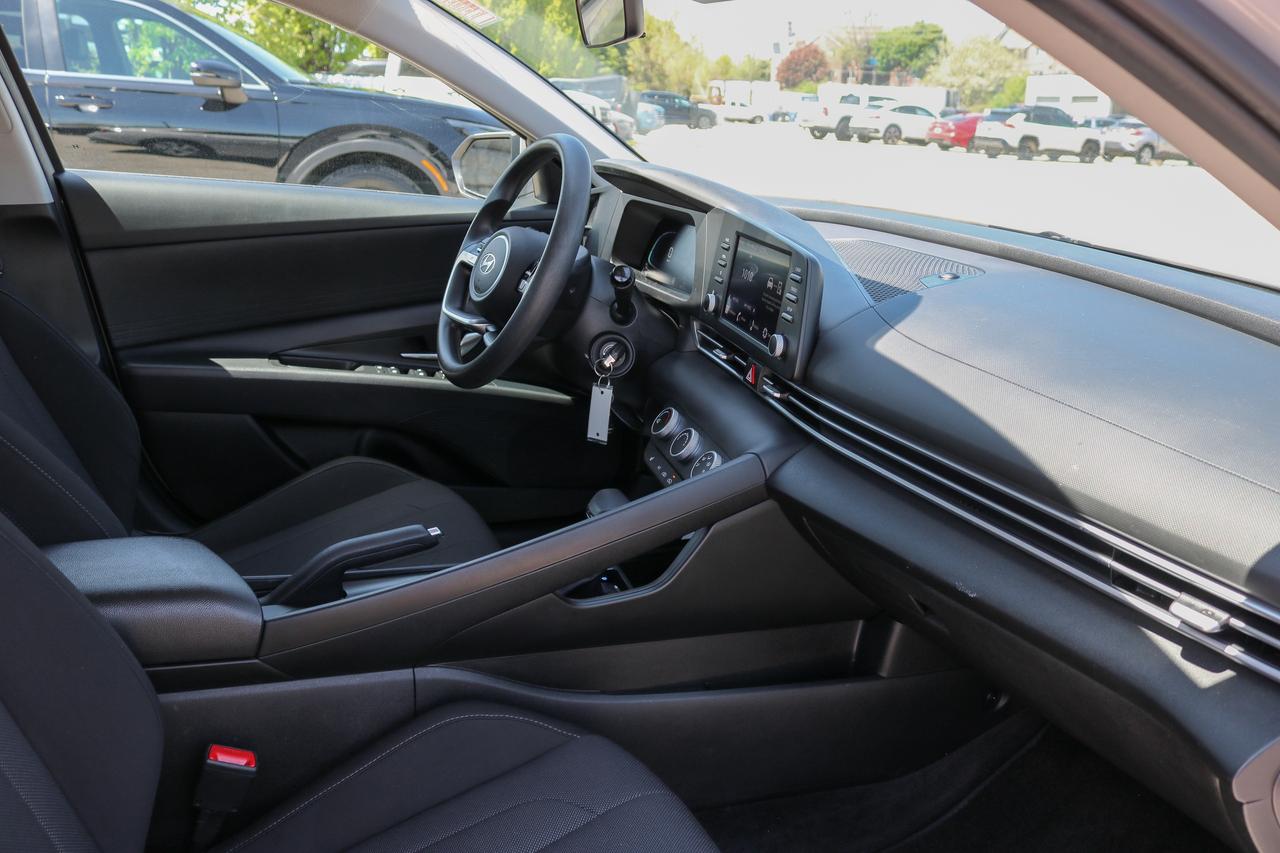 2024 Hyundai Elantra Essential IVT | 1 KEY | BLUETOOTH | HEATED SEATS | Photo