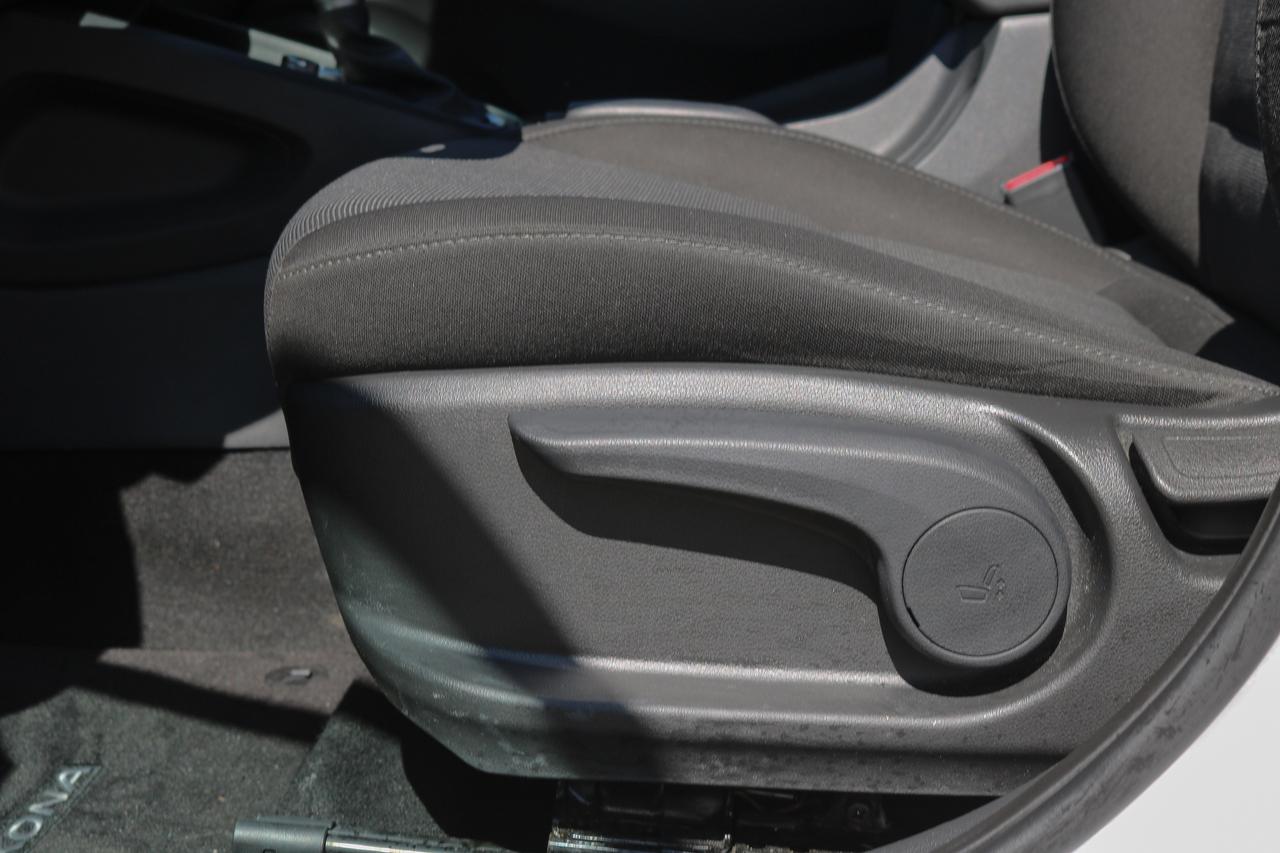 2023 Hyundai KONA 2.0L Essential FWD | BLUETOOTH | BACKUP CAMERA | Photo