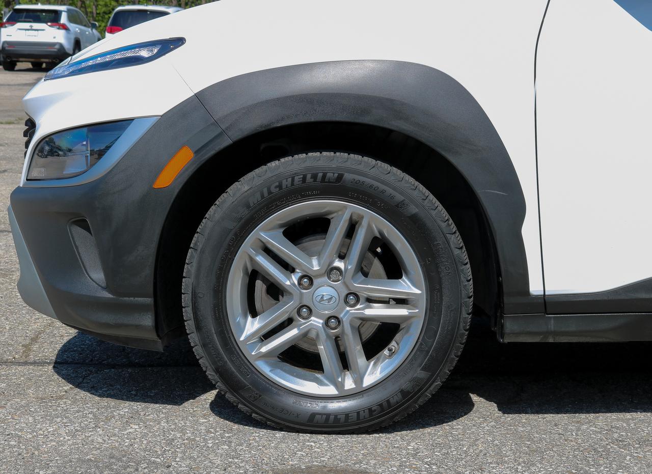 2023 Hyundai KONA 2.0L Essential FWD | BLUETOOTH | BACKUP CAMERA | Photo