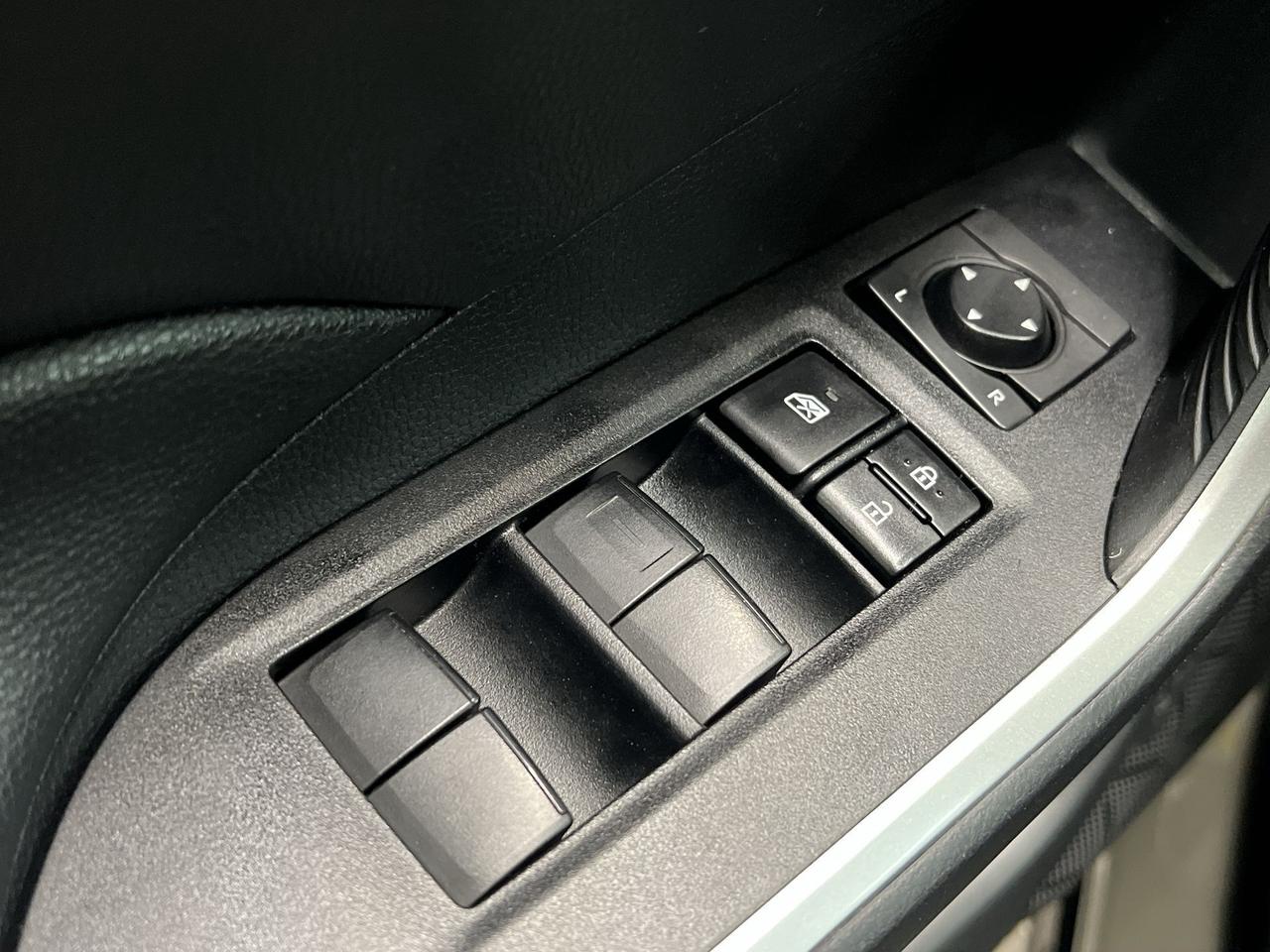 2020 Toyota RAV4 AWD | HTD SEATS | CARPLAY | ADAPT. CRUISE | A/C Photo