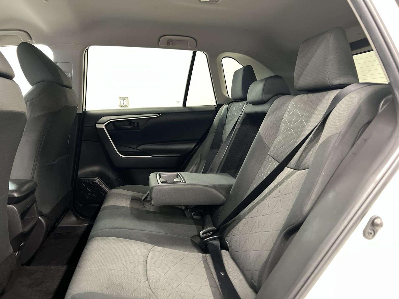 2020 Toyota RAV4 AWD | HTD SEATS | CARPLAY | ADAPT. CRUISE | A/C Photo