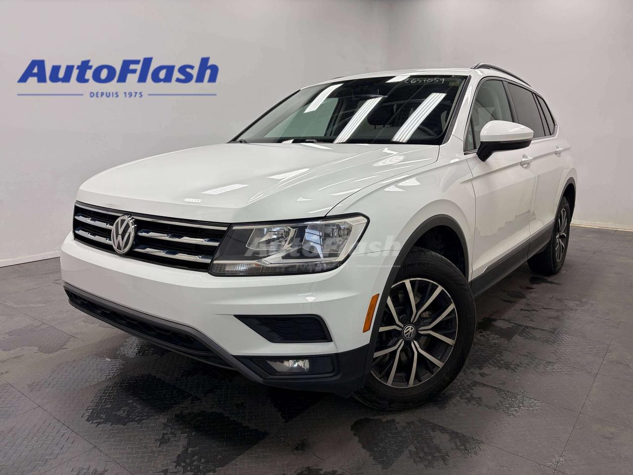 +Apple Carplay  
+Android Auto 
+Attache remorque / Trailer hitch 
+Bluetooth 
+Cam&eacute;ra de recul / Backup camera 
+Commandes de radio au volant / Steering wheel audio controls 
+D&eacute;marrage &agrave; bouton / Push button start 
+Si&egrave;ges en cuir / Leather interior 
+R&eacute;gulateur de vitesse  / Cruise control 
+Si&egrave;ges chauffants / Heated seats 
+Toit a vision panoramique / Panoramic sunroof 	
+Un seul propri&eacute;taire / One owner
+Aucun Accident /  No accidents
+V&eacute;rifi&eacute; par Carfax / Carfax verified
+Historique dentretien / Maintenance history
+Protection m&eacute;canique disponible / Mechanical protection available
+Ce v&eacute;hicule a &eacute;t&eacute; achet&eacute; dun particulier / This vehicle was bought from a private seller

Visitez notre page Google pour voir tous les commentaires positifs que nos clients nous laissent.
 
Financement rapide et facile, 1ere, 2e et 3e chances au cr&eacute;dit, approbation en 30 minutes, taux dacceptation tr&egrave;s &eacute;lev&eacute;. 

Essayez notre demande de cr&eacute;dit s&eacute;curis&eacute; en ligne, sans obligation! 

Nous sommes les sp&eacute;cialistes des autos, fourgonnettes, VUS, 4x4, et les camions l&eacute;gers jusqu&agrave; une tonne. 

*Seulement le nettoyage de base du v&eacute;hicule, fait par un sous-traitant, est inclus. Pour un perfectionnement de lesth&eacute;tique int&eacute;rieur/ext&eacute;rieur, dont une d&eacute;contamination de la peinture, des retouches de peinture, faites par nos experts en esth&eacute;tique, une somme de 249$ sera ajout&eacute;e &agrave; votre facture. Aussi disponible, loption dimmatriculer la voiture sur place, qui vous permet d&eacute;pargner du temps et le co&ucirc;t de 25$ du transit temporaire.

*************

Since 1975 AutoFlash has offered the best price-quality and excellent service. 

Visit our Google page to read all the nice things our clients have to say about us.

We have financing for all credit situations. 1st 2nd 3rd chance credit with an excellent approval rate!

Try our secured online credit application any time, with no obligation! 

We specialize in all brands, makes and models. Whether you need a car, truck, SUV or minivan, we can help you.

And if we dont have it, well find it for you!

*Only the basic cleaning of the vehicle, done by a subcontractor, is included in the advertised price. For a complete interior/exterior detailing, done by our esthetic specialists, which includes a complete paint decontamination and paint touch-ups if needed, an amount of 249$ will be added to your invoice. Also available, in-house licensing, which allows you to save the $25 for a temporary Transit.