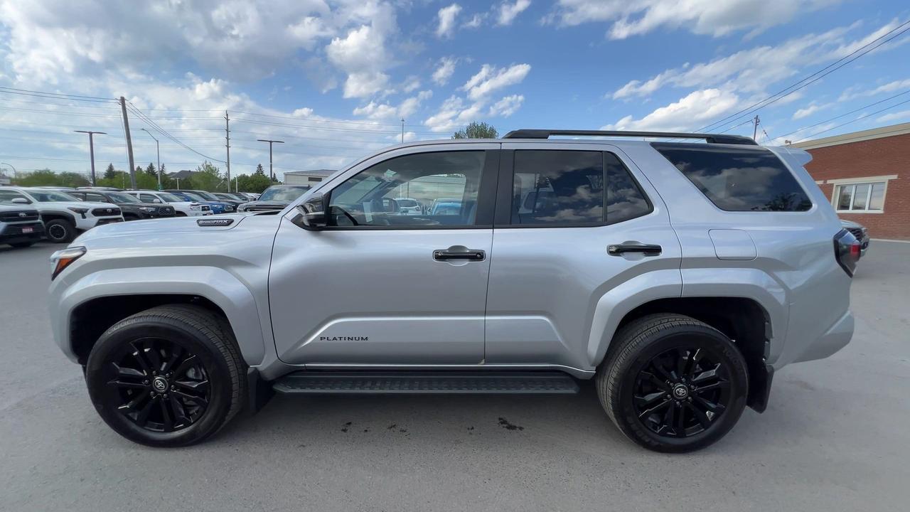 2025 Toyota 4Runner HYBRID PLATINUM AWD | LEATHER | PANO ROOF | HUD Photo