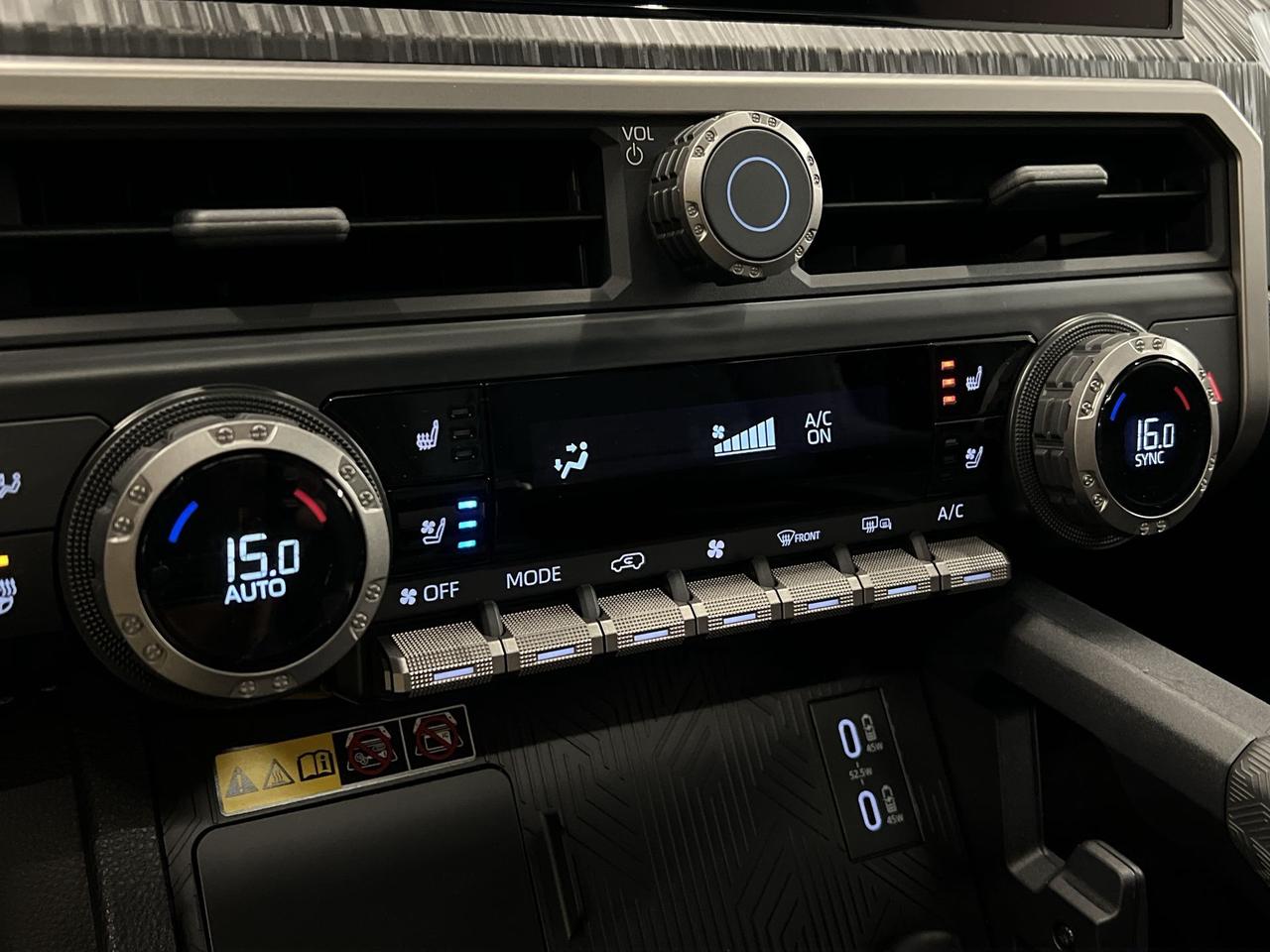 2025 Toyota 4Runner HYBRID PLATINUM AWD | LEATHER | PANO ROOF | HUD Photo