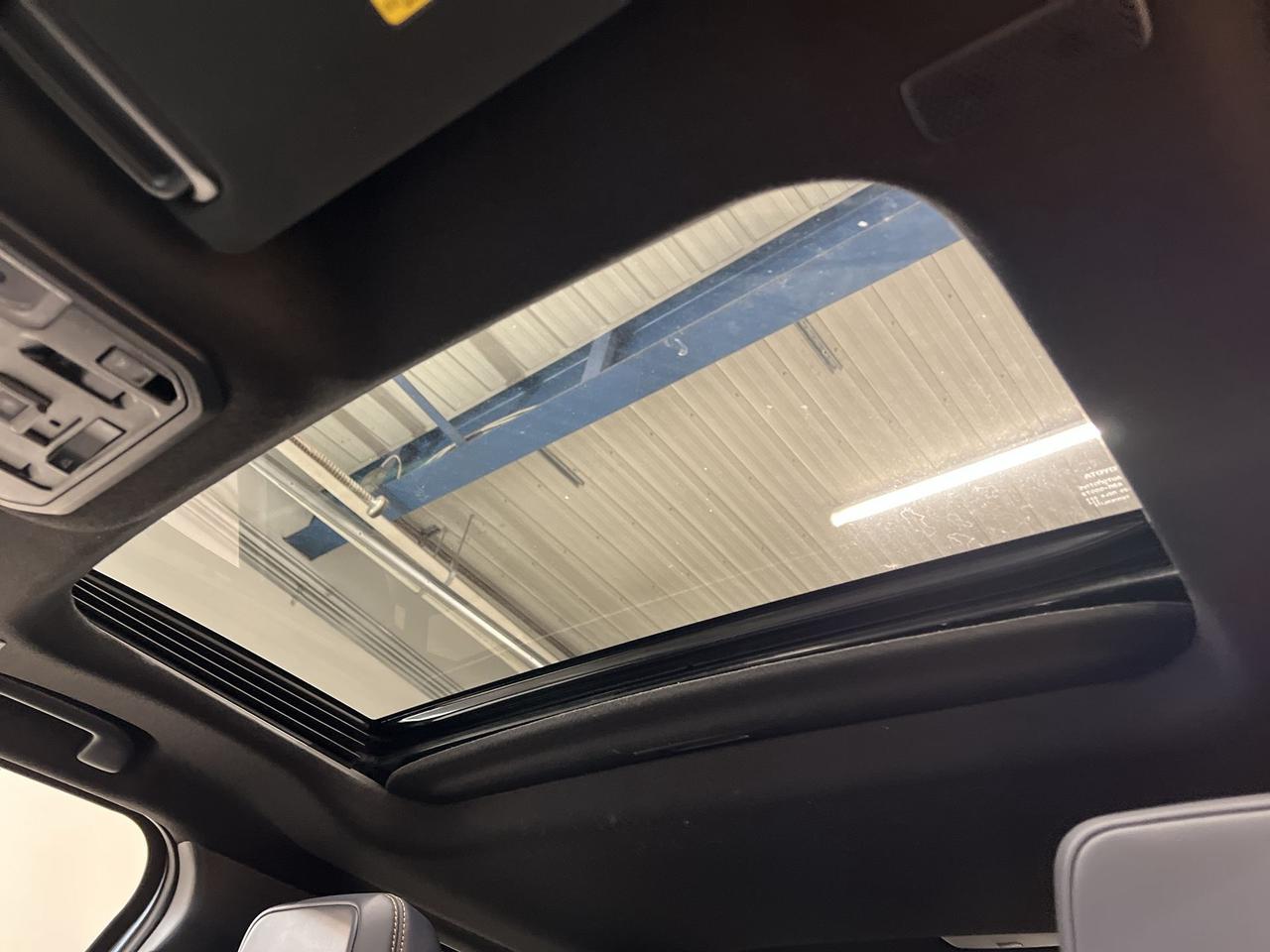 2025 Toyota 4Runner HYBRID PLATINUM AWD | LEATHER | PANO ROOF | HUD Photo