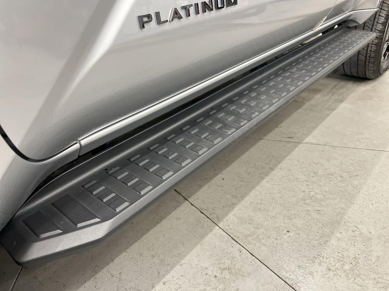 2025 Toyota 4Runner HYBRID PLATINUM AWD | LEATHER | PANO ROOF | HUD Photo
