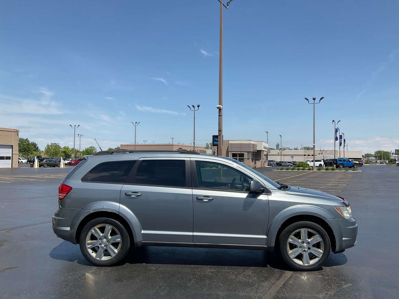 2013 Dodge Journey SXT Photo2