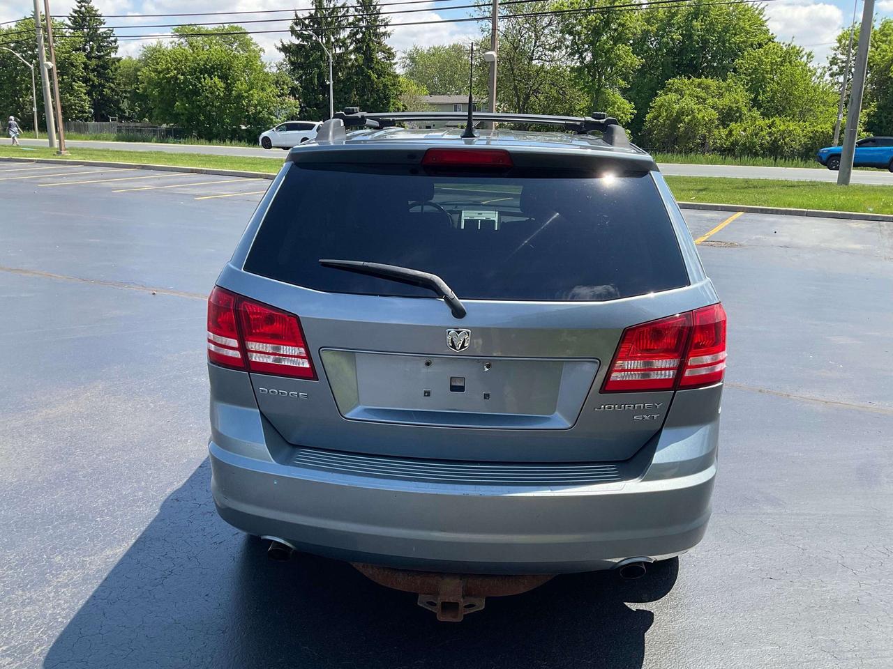 2013 Dodge Journey SXT Photo