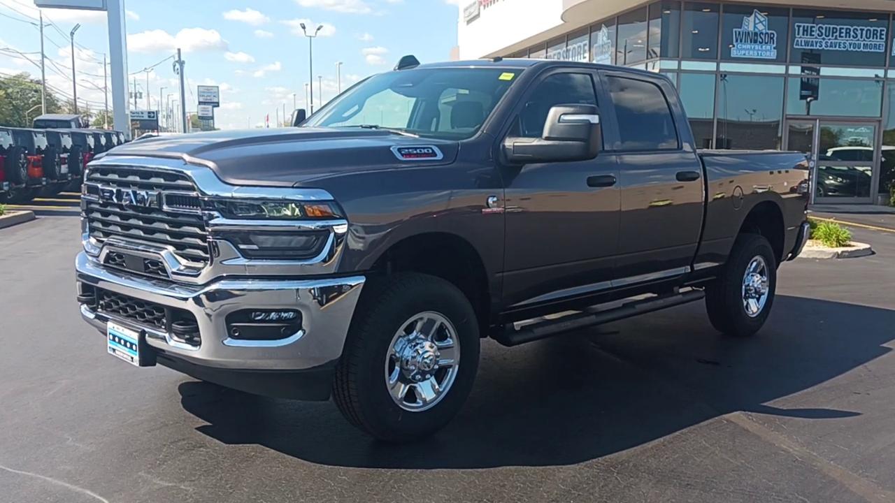 2025 RAM 2500 Tradesman Photo3