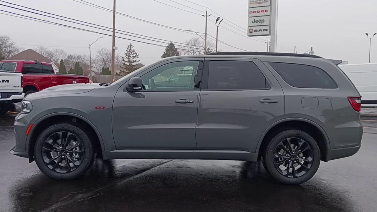 2026 Dodge Durango GT Plus Photo4