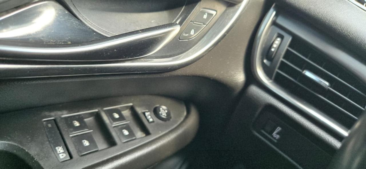 2015 Cadillac ATS 4dr Sedan 2.0L Standard All-wheel Drive Photo