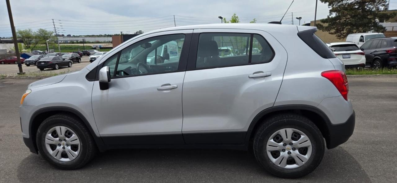 2016 Chevrolet Trax Front-wheel Drive 4dr LS Photo4