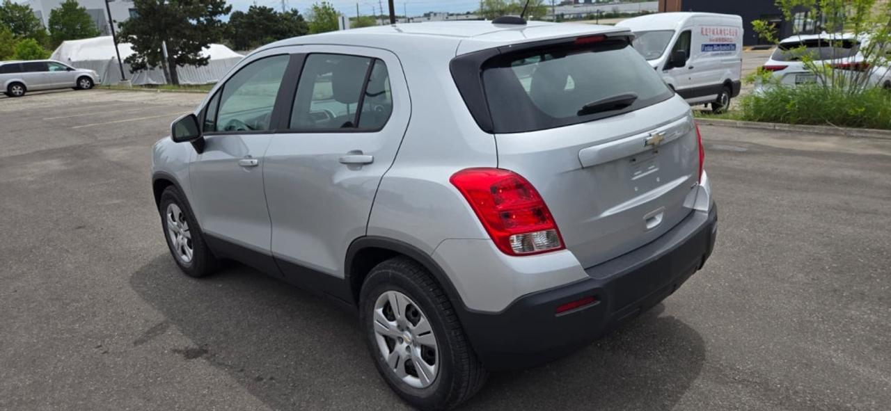 2016 Chevrolet Trax Front-wheel Drive 4dr LS Photo