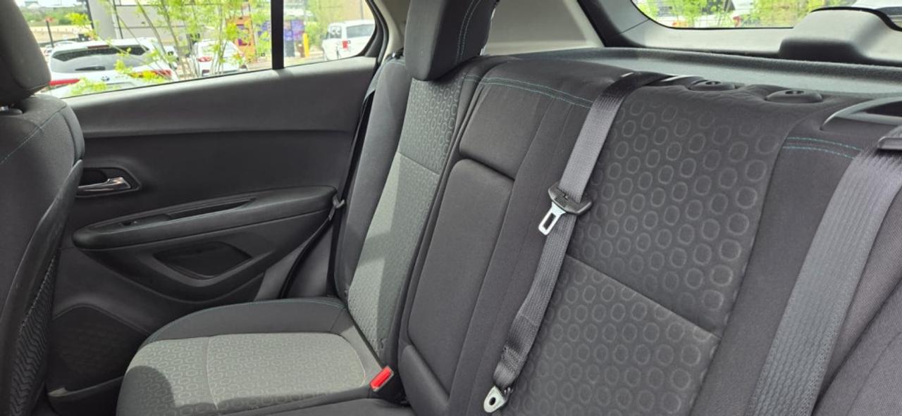2016 Chevrolet Trax Front-wheel Drive 4dr LS Photo