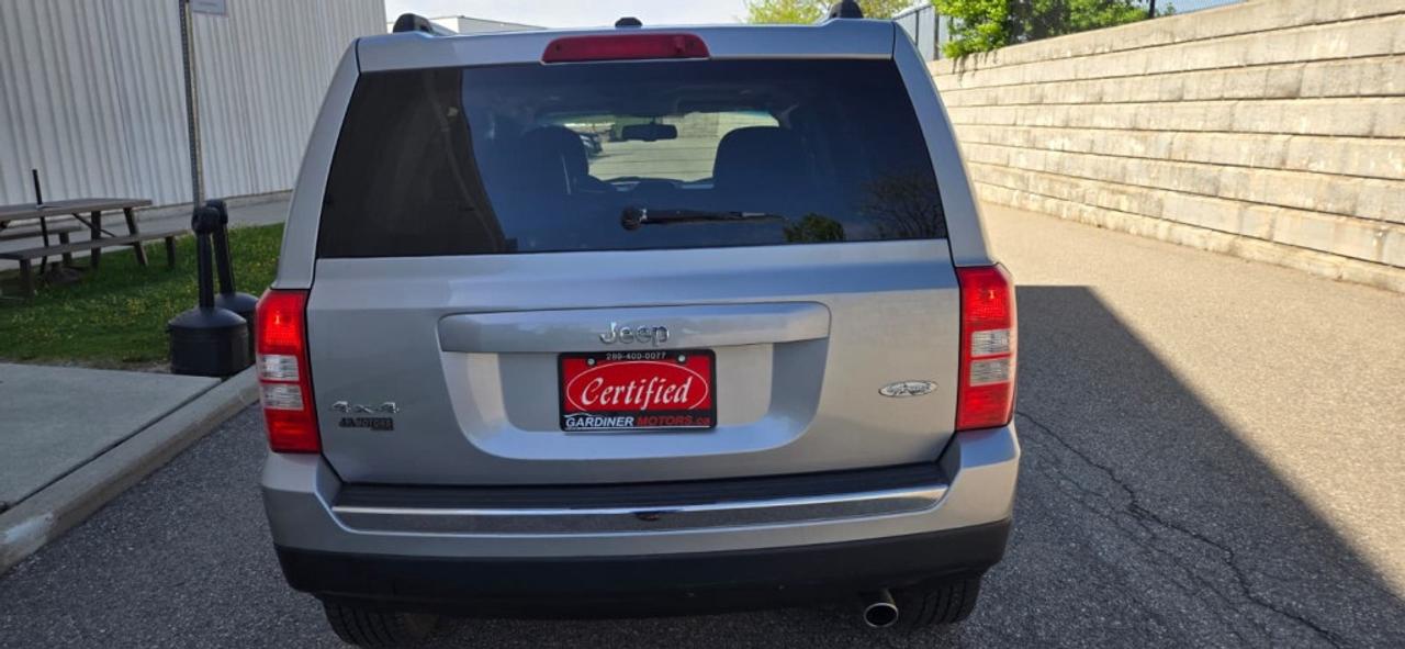 2016 Jeep Patriot 4WD 4dr High Altitude Photo