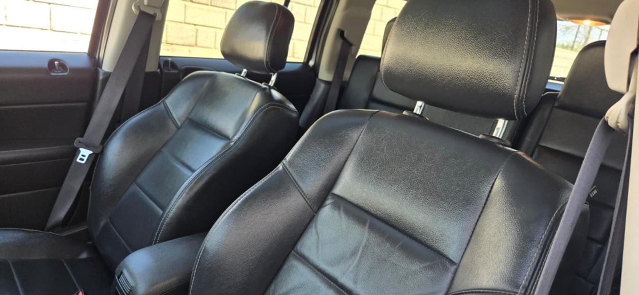 2016 Jeep Patriot 4WD 4dr High Altitude Photo