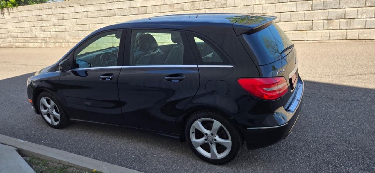 2014 Mercedes-Benz B-Class 4dr Hatchback B250 Sports Tourer Photo4