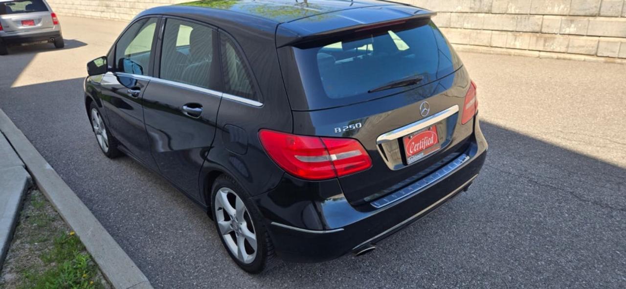2014 Mercedes-Benz B-Class 4dr Hatchback B250 Sports Tourer Photo