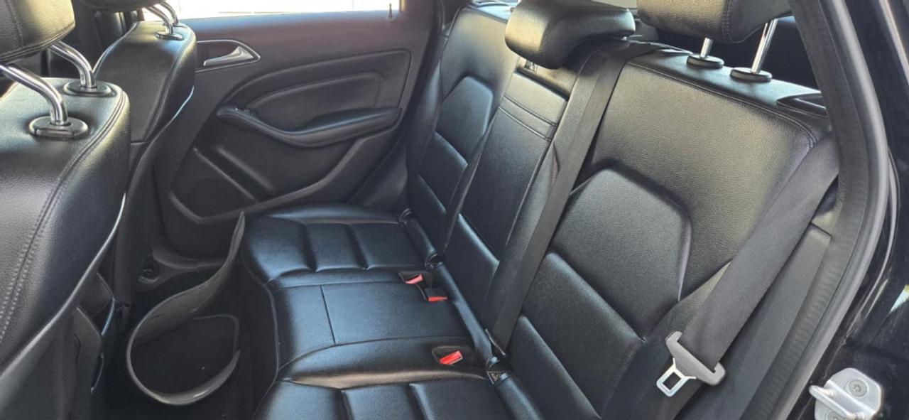 2014 Mercedes-Benz B-Class 4dr Hatchback B250 Sports Tourer Photo