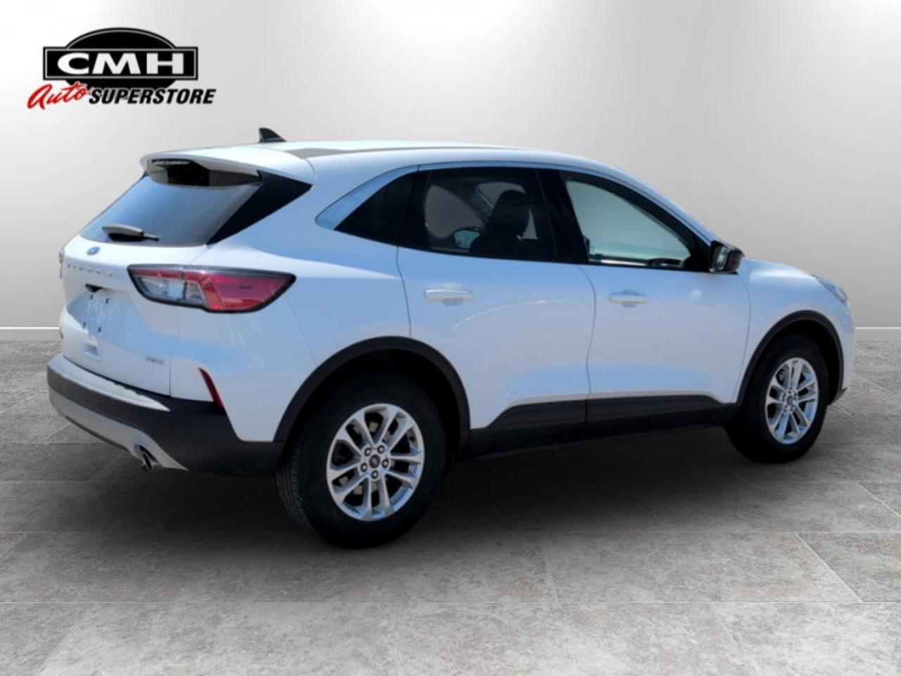 2022 Ford Escape SE Photo3