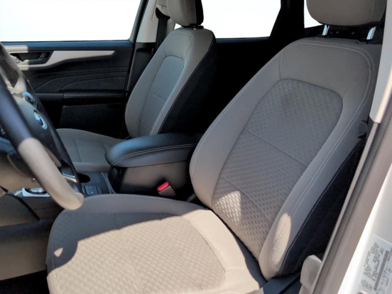2022 Ford Escape SE Photo