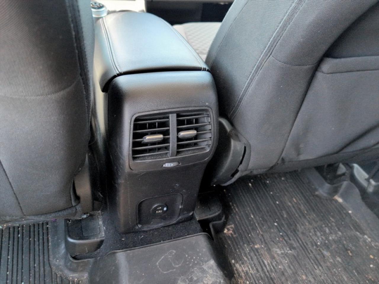 2022 Ford Escape SE Photo