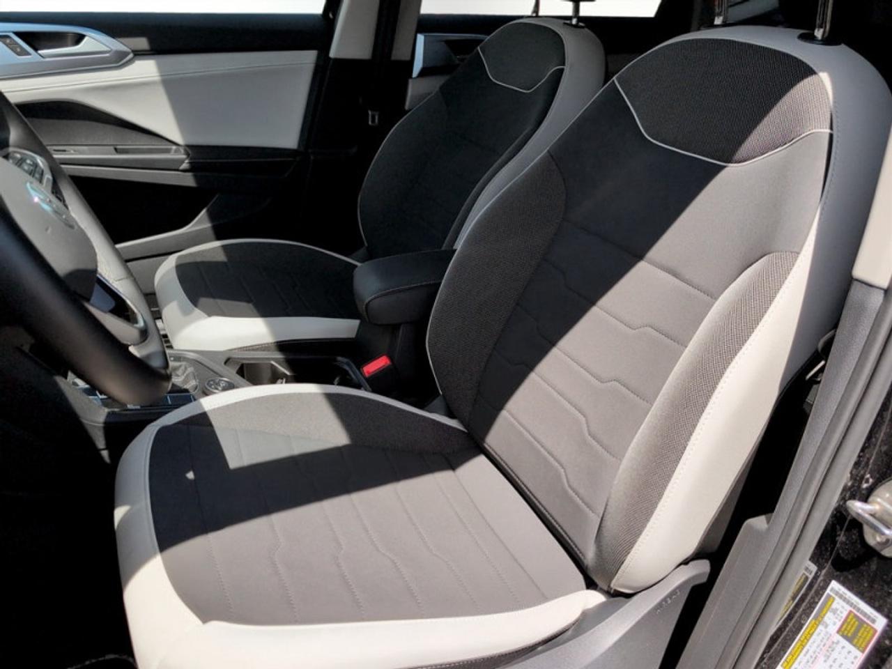 2026 Volkswagen Taos Comfortline Photo