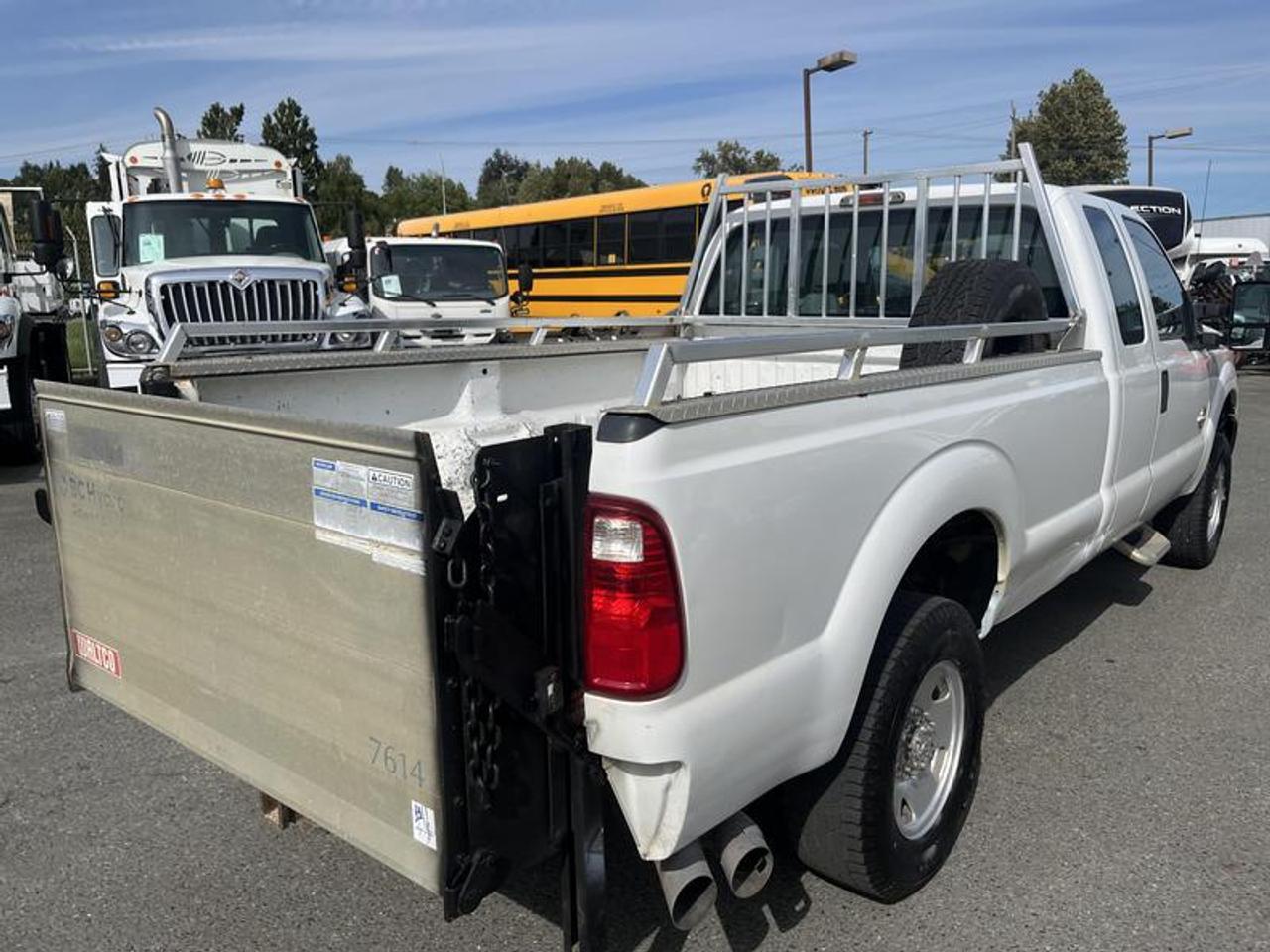 Used 2014 Ford F-250 SD XLT SuperCab Long Bed 4WD Diesel Rear Power Lift Gate for sale in Burnaby, BC