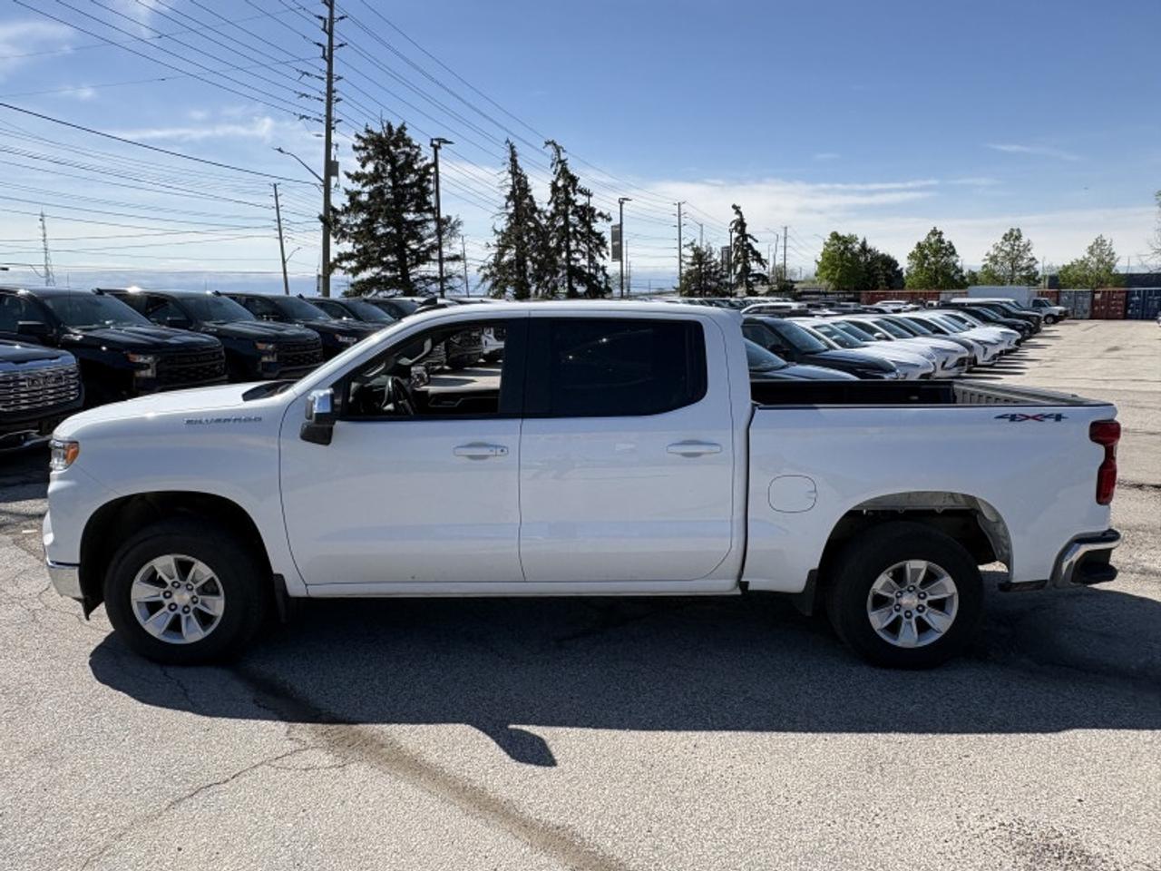 2025 Chevrolet Silverado 1500 LT  5.3L V8 Photo