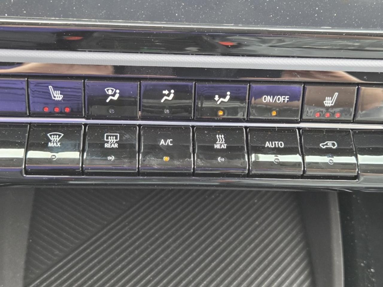 2027 Chevrolet Bolt LT  - Heated Seats Photo