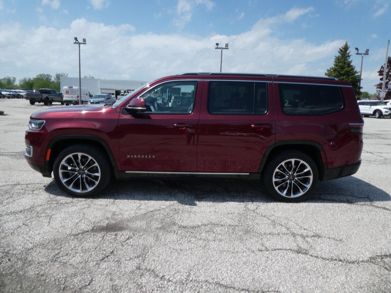 2022 Jeep Wagoneer Series III | Heated Seats | Backup Cam | Nav | Photo