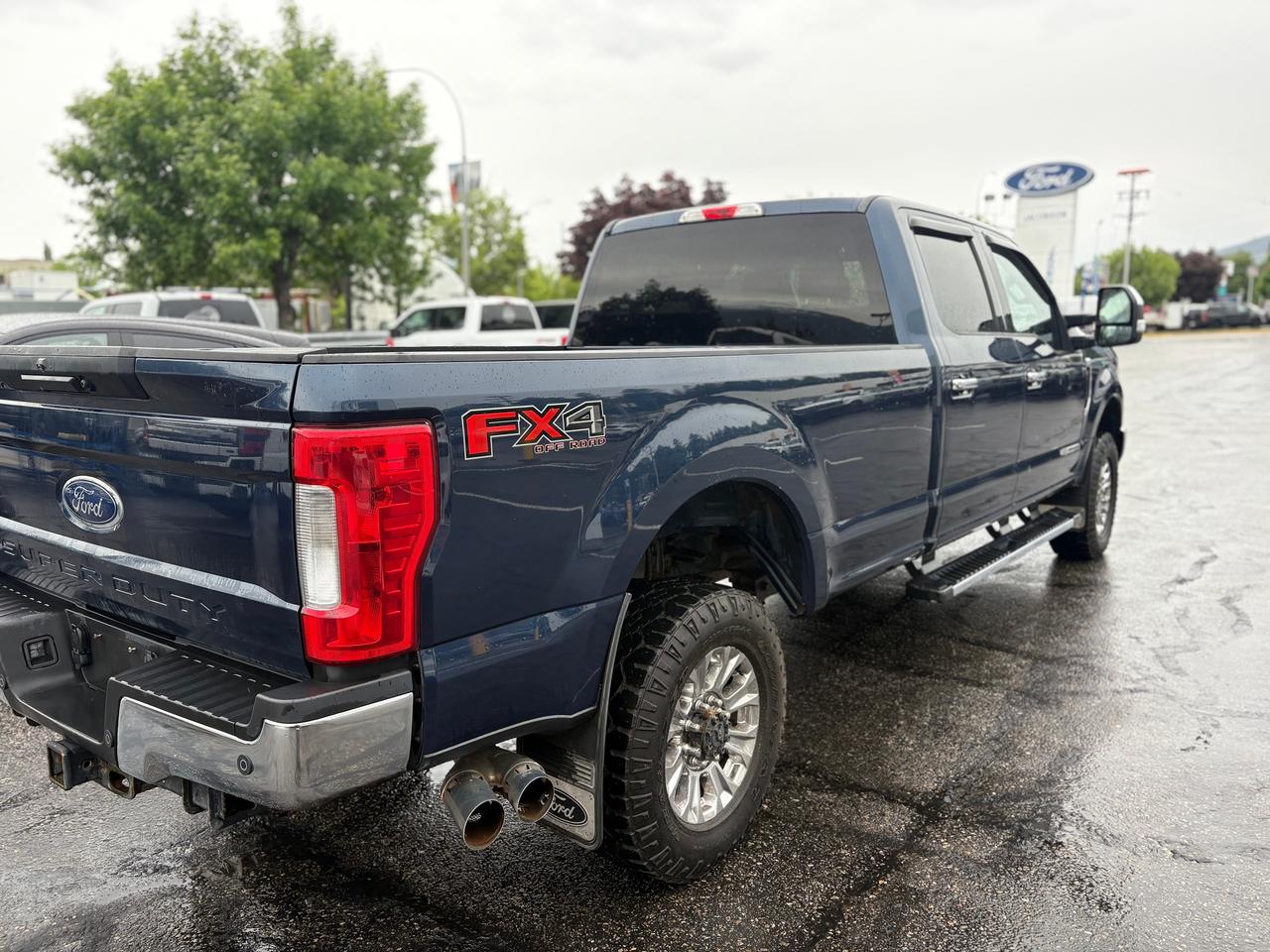 2014 Ford F-150 XLT Photo4