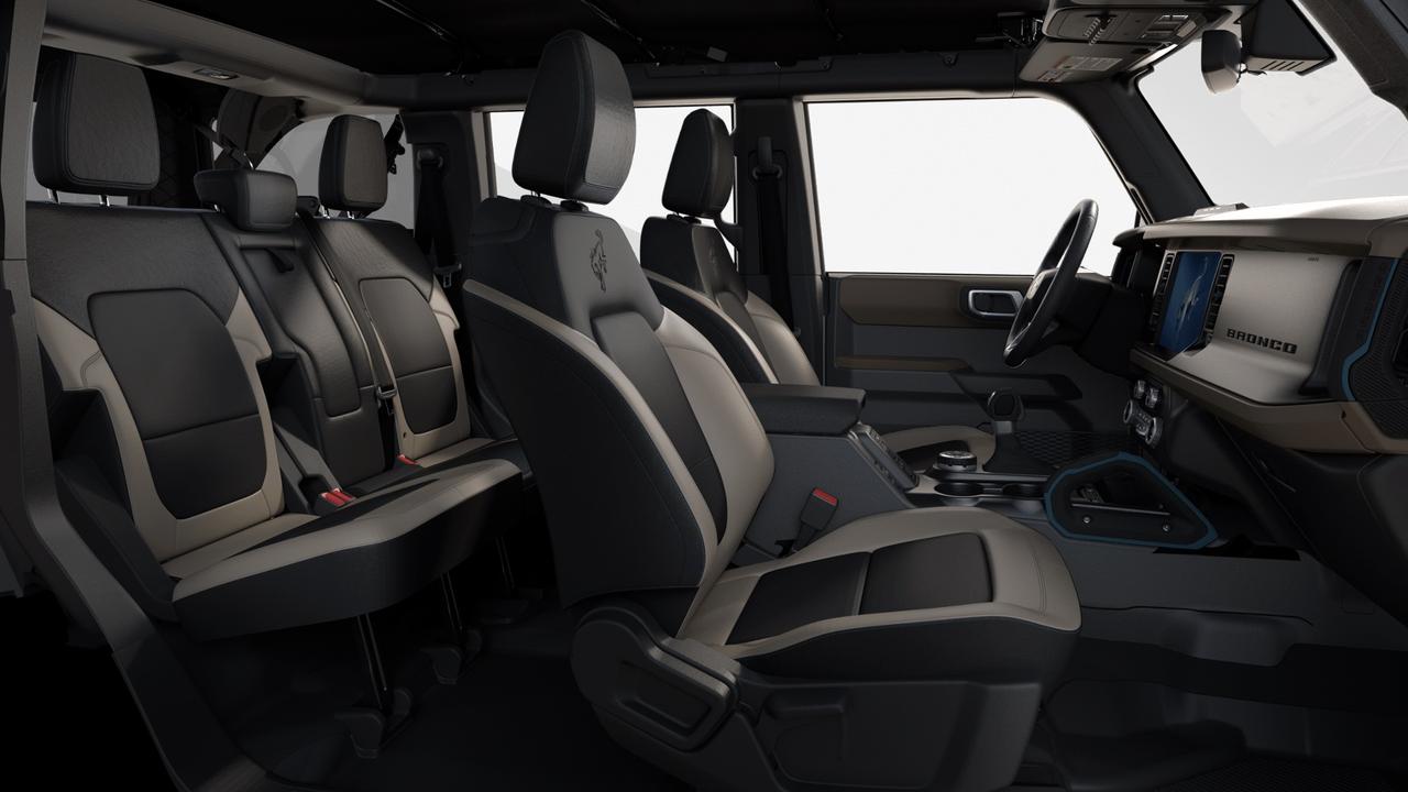 2024 Ford Bronco WildTrak Photo