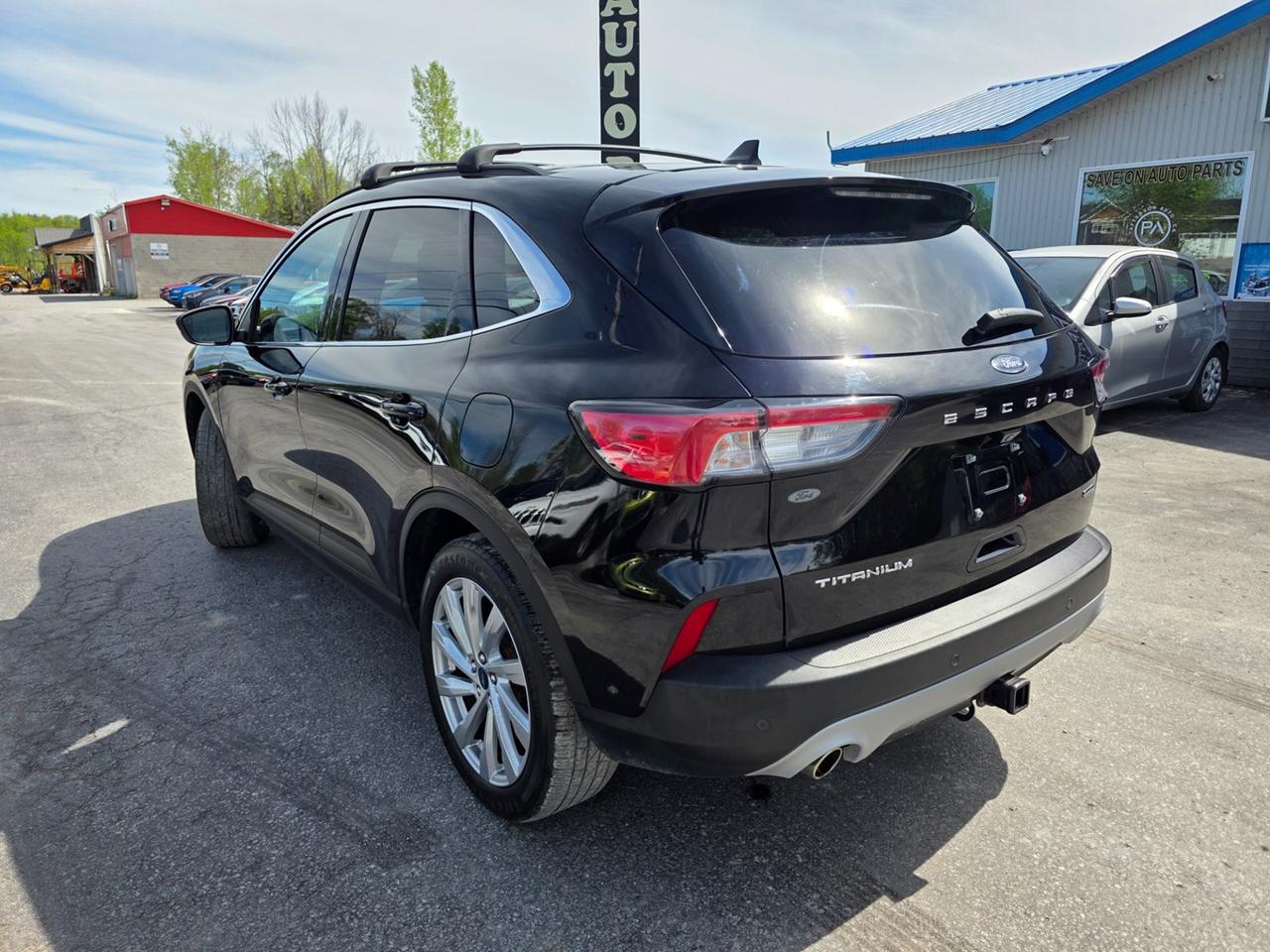2021 Ford Escape Hybrid TITANIUM AWD Photo2