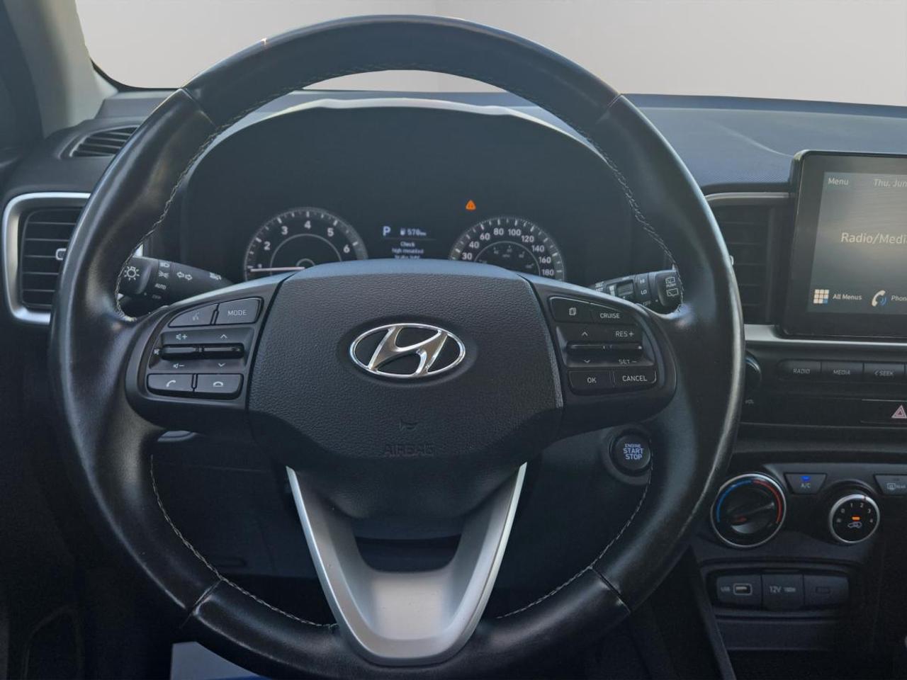 2022 Hyundai Venue PREFERRED Photo