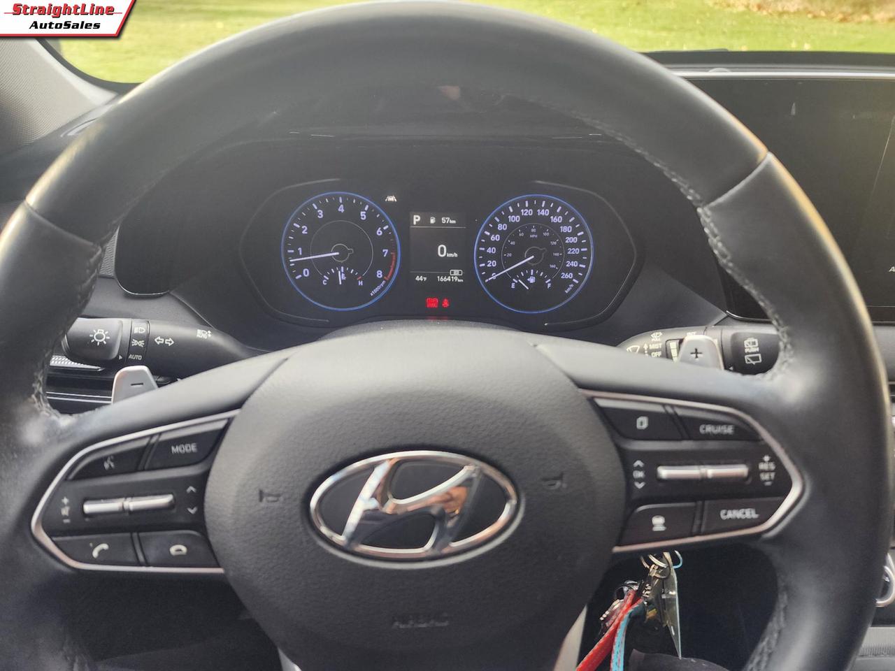 2020 Hyundai PALISADE Essential 8-Passenger FWD Photo