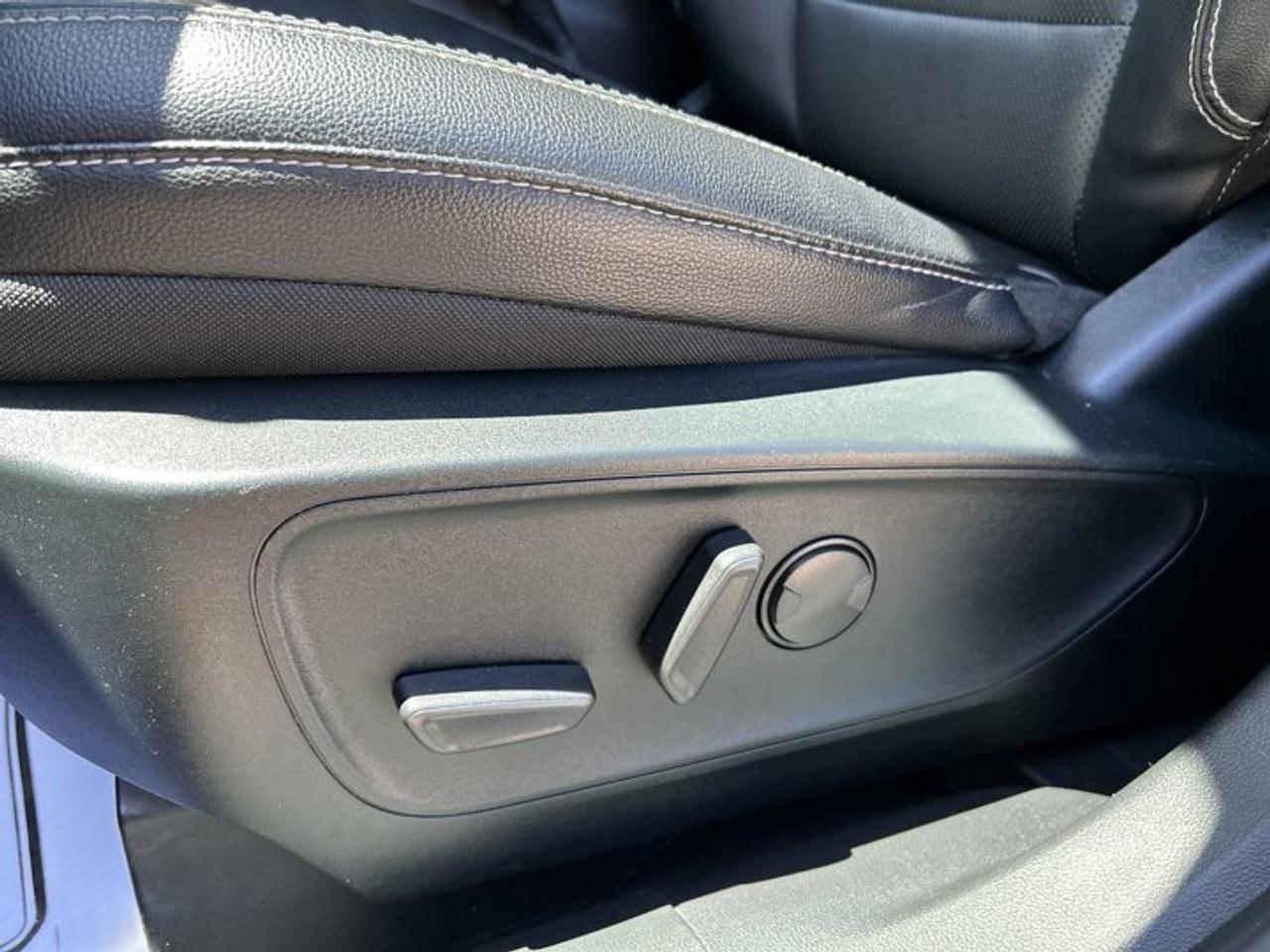 2022 Ford Escape SEL AWD | No accidents | Leather Seats Photo