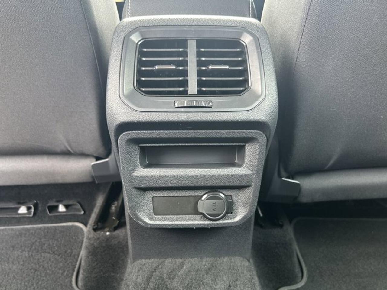 2023 Volkswagen Tiguan Trendline AWD | No Accidents | Heated Steering Wheel Photo