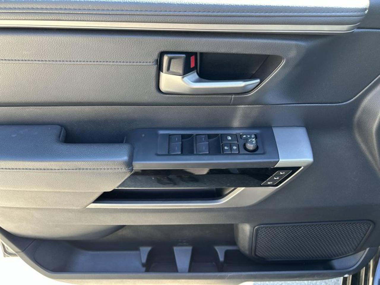 2023 Toyota Tundra Limited Crewmax 4x4 | No Accidents | Leather Seats| Ventilated Seats | Panoramic Roof Photo