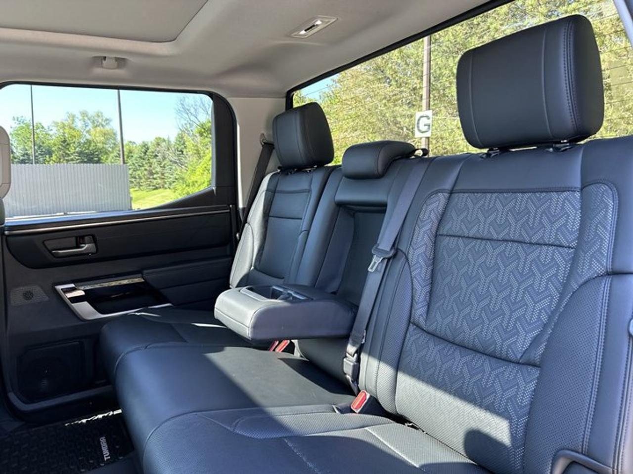 2023 Toyota Tundra Limited Crewmax 4x4 | No Accidents | Leather Seats| Ventilated Seats | Panoramic Roof Photo