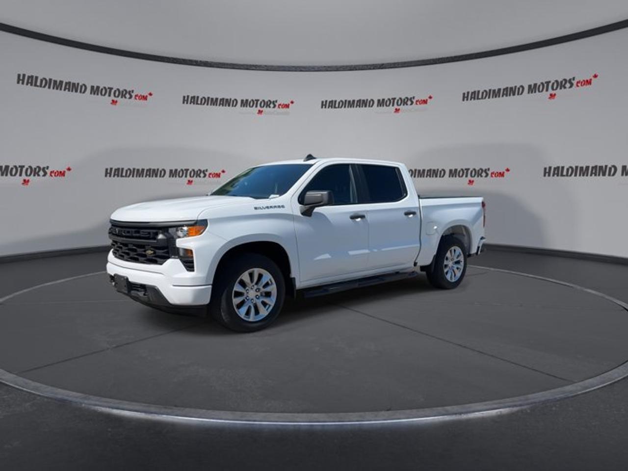 2022 Chevrolet Silverado 1500 Custom Crew Cab 4WD Photo