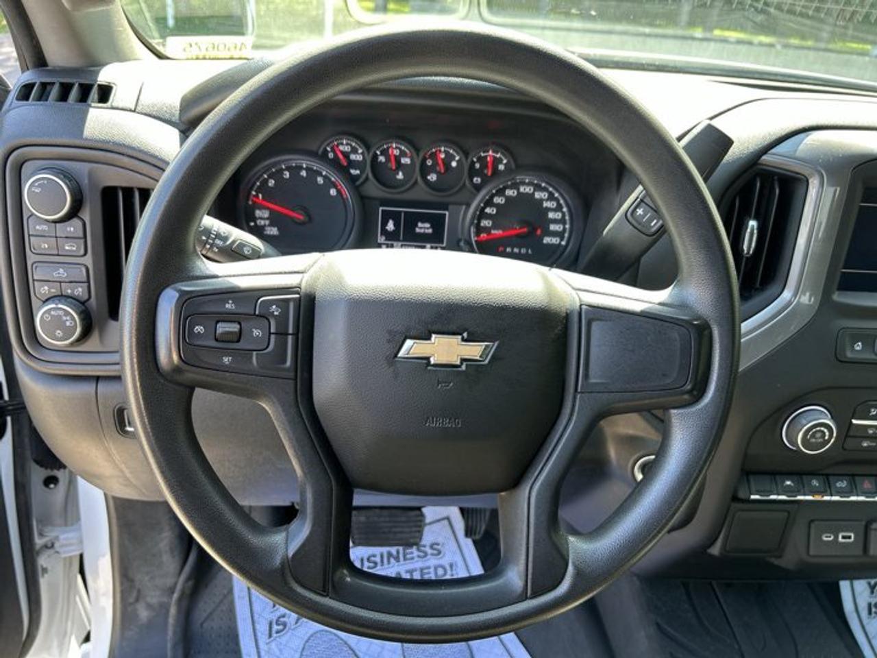 2022 Chevrolet Silverado 1500 Custom Crew Cab 4WD Photo